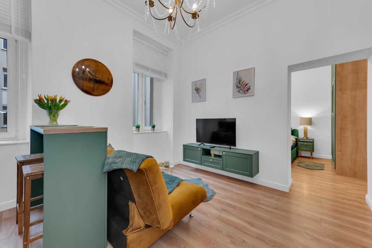Polonia Apartment Centrum Z Miejscem Parkingowym 우치 외부 사진